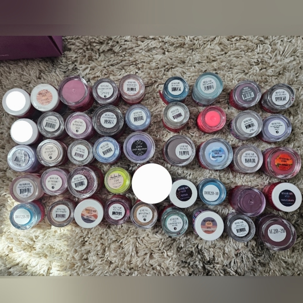 Nail dip powder (brand: Revel Nail)
